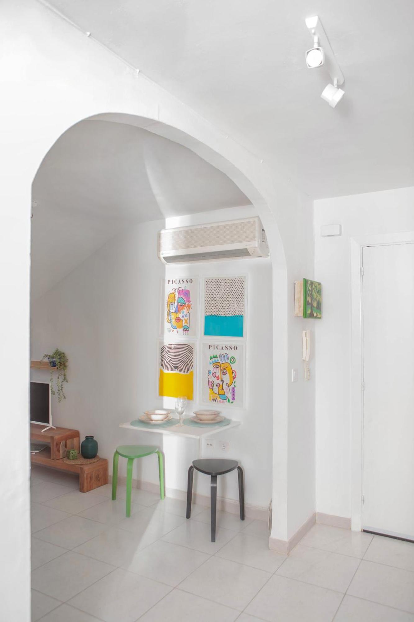 Picasso'S Dream Cozy & Chic Attic Plaza Merced Málaga Exteriör bild