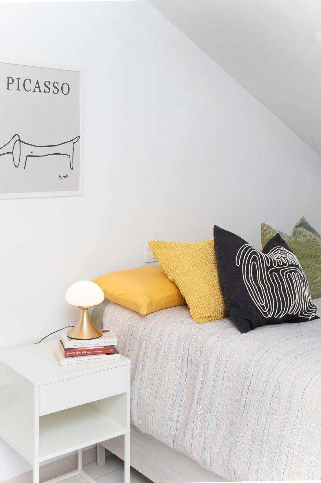 Picasso'S Dream Cozy & Chic Attic Plaza Merced Málaga Exteriör bild